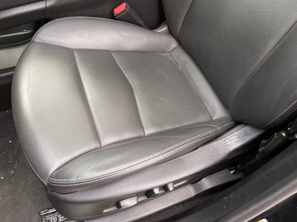 Used 2025 Cadillac XT5 Premium Luxury image 25