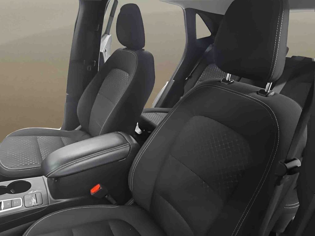 Used 2024 Ford Escape Active AWD/4WD image 13