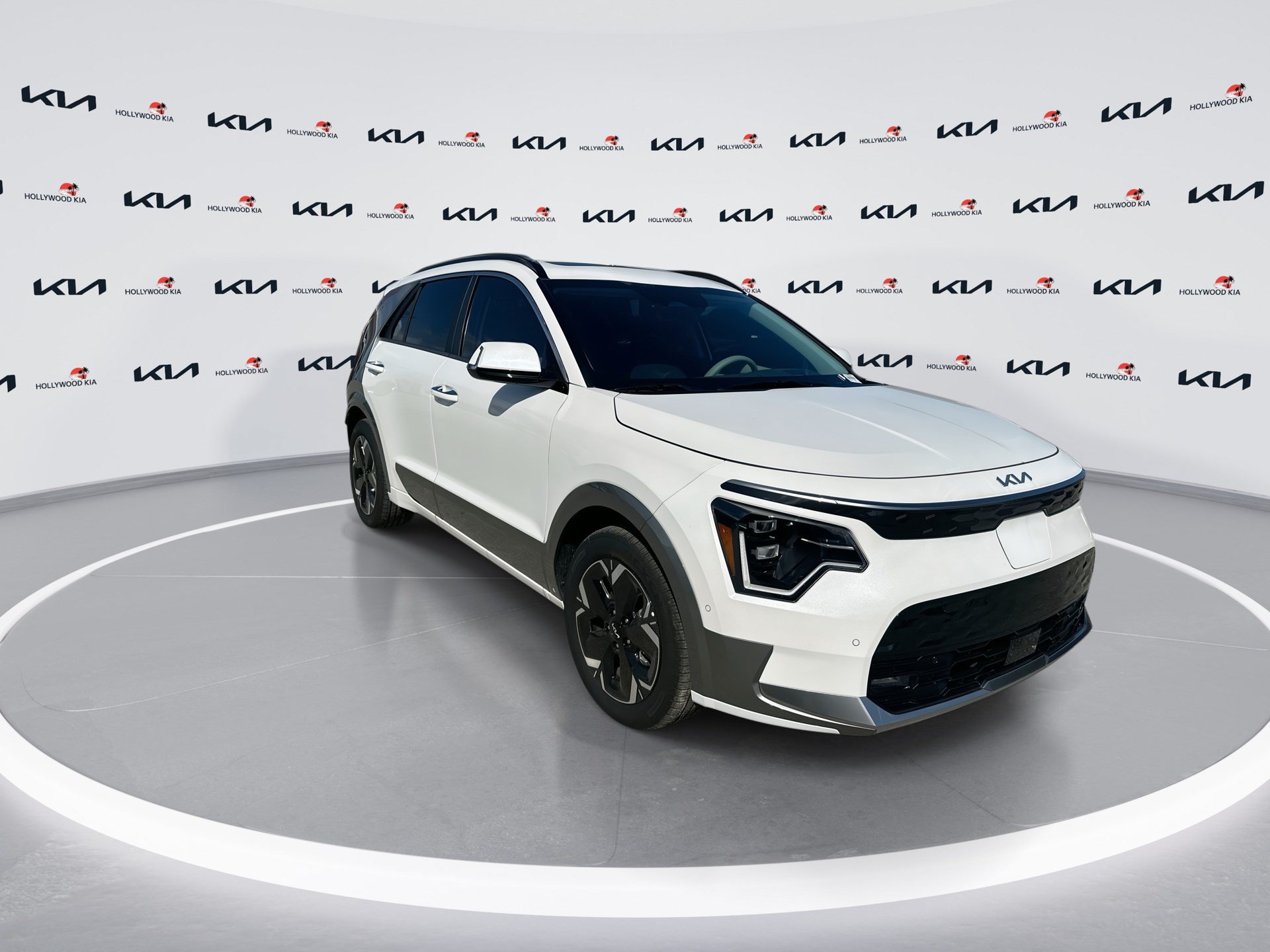 New 2025 Kia Niro Wave w/ Wave Preserve Package FWD image 2