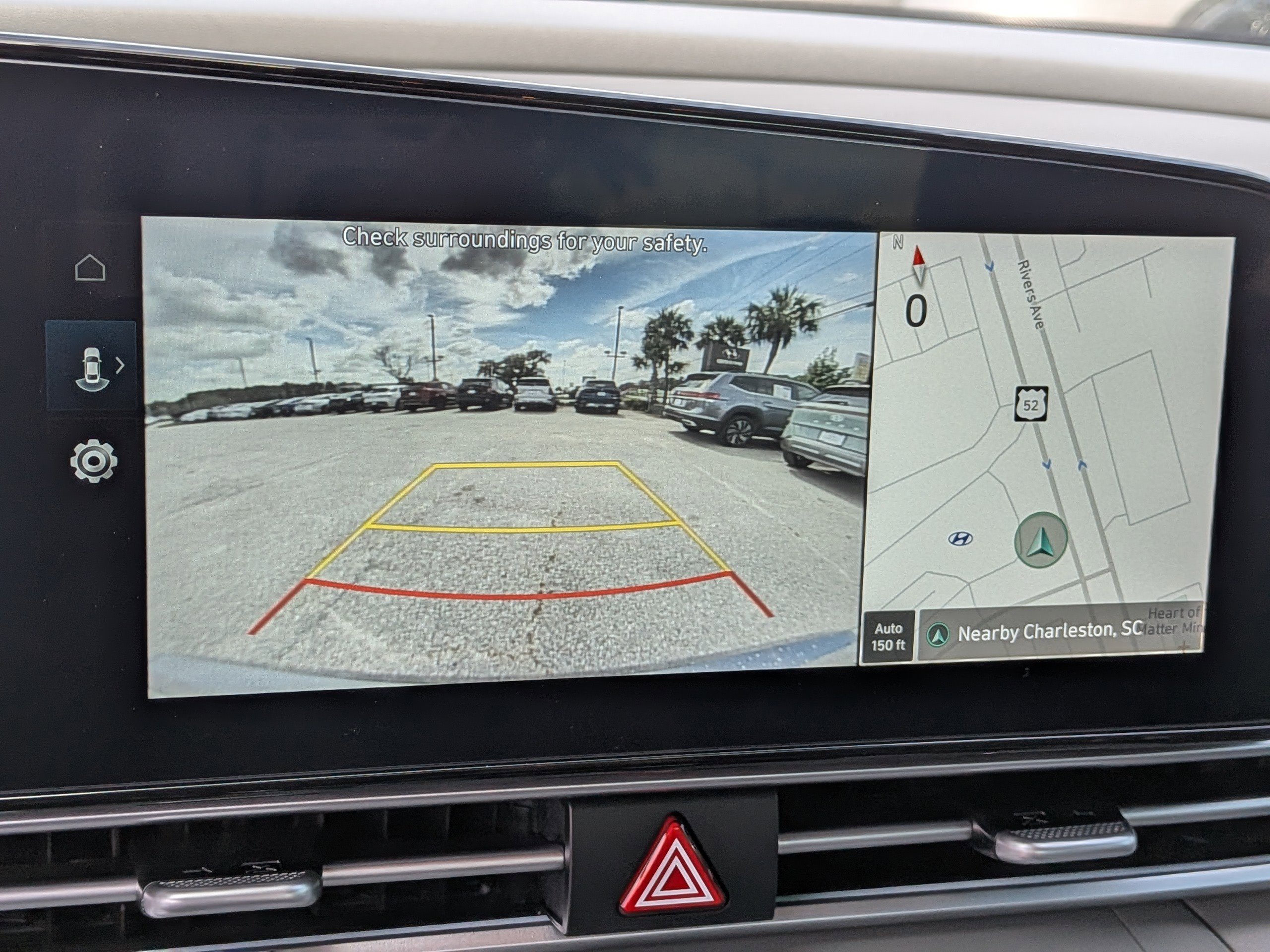 Certified 2025 Hyundai Elantra SEL image 20