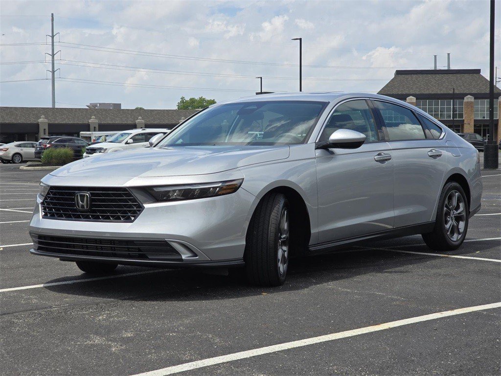 Used 2024 Honda Accord EX image 14