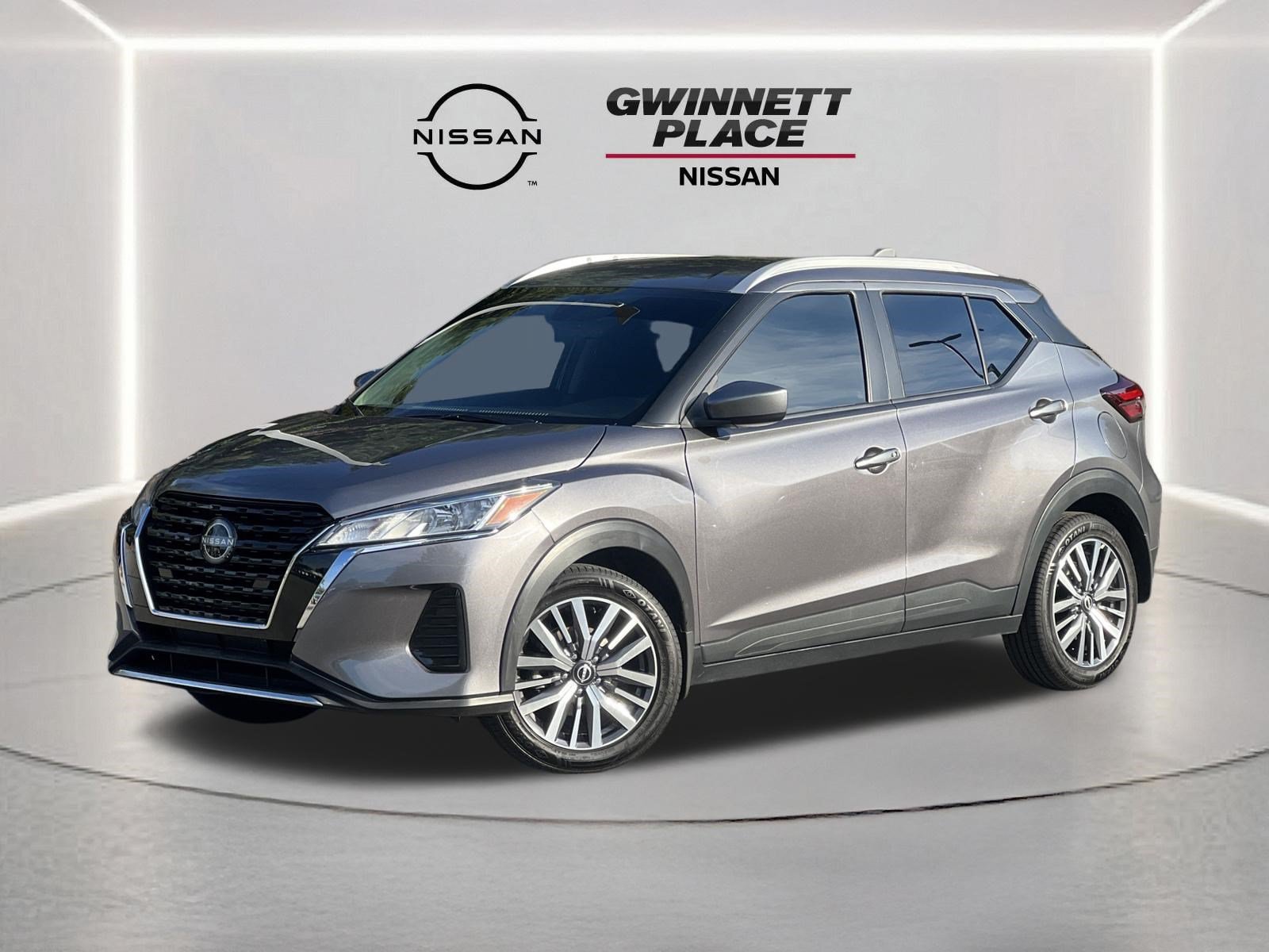 Used 2023 Nissan Kicks SV