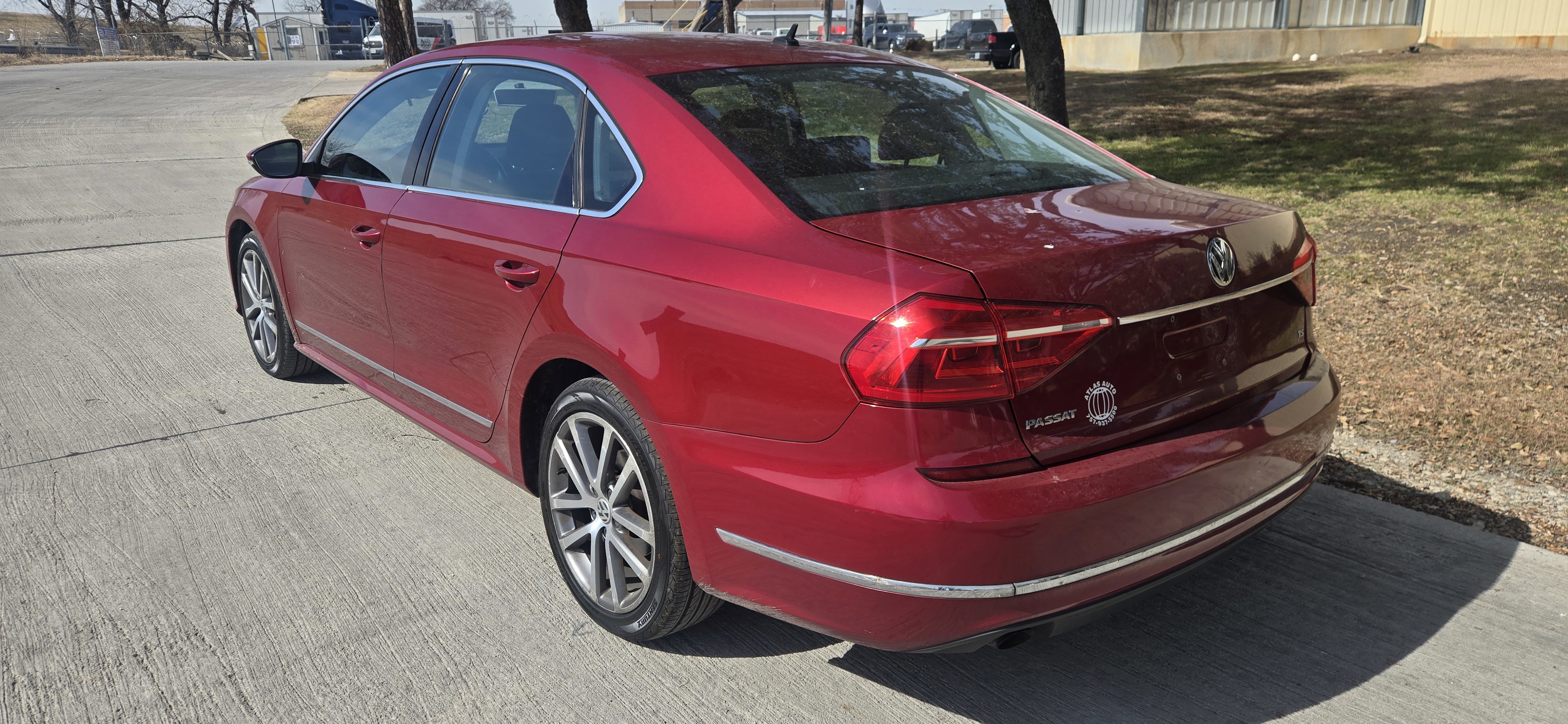 Used 2016 Volkswagen Passat 1.8T S image 6