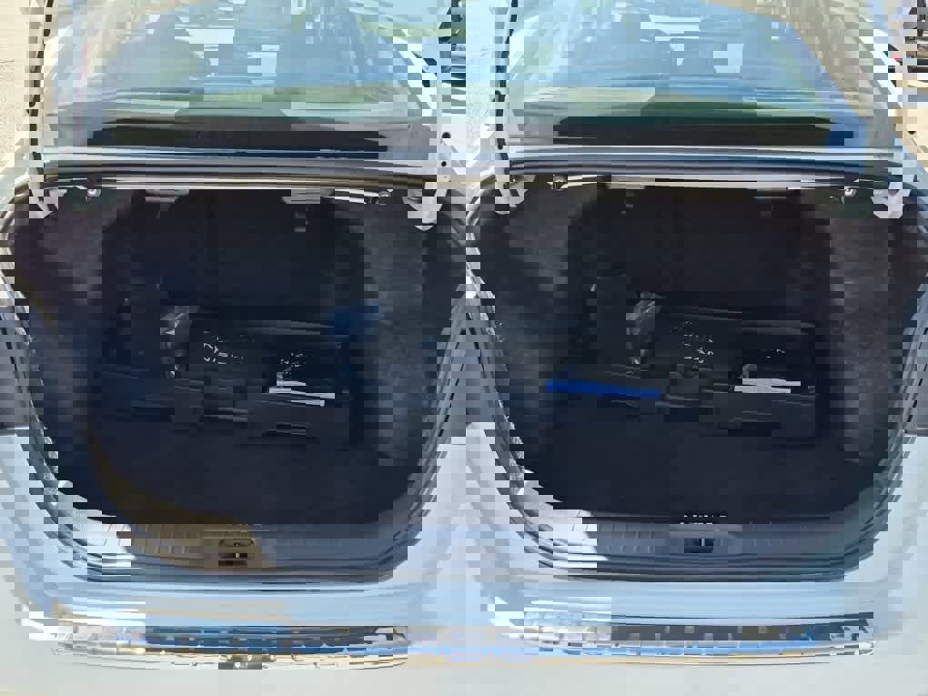 Used 2023 Nissan Altima 2.5 SR w/ SR Premium Package image 21