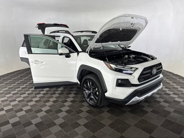 Used 2024 Toyota RAV4 Adventure AWD/4WD image 12