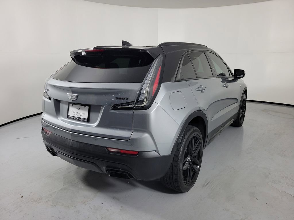 Used 2023 Cadillac XT4 Sport w/ Cold Weather Package FWD image 4