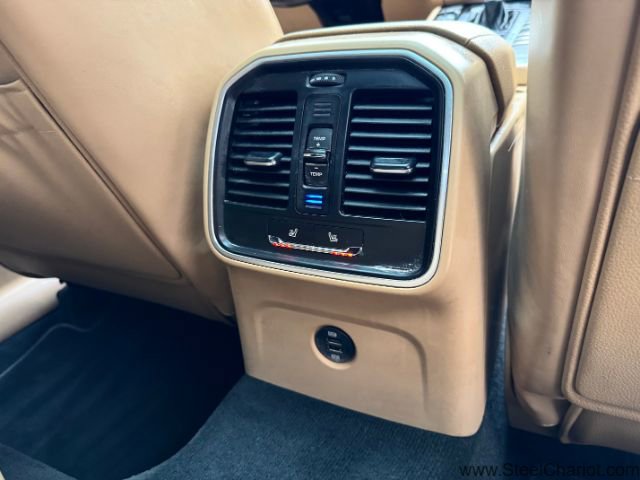 Used 2018 Porsche Macan S image 16