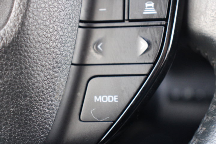 Used 2023 Toyota bZ4X XLE image 25