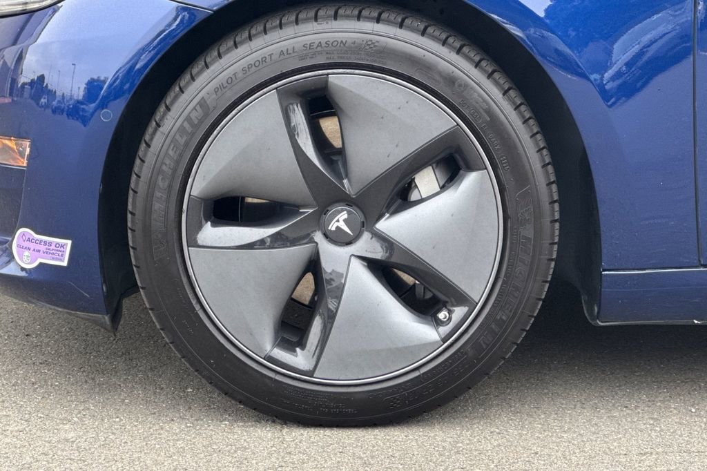 Used 2018 Tesla Model 3 Long Range RWD image 24