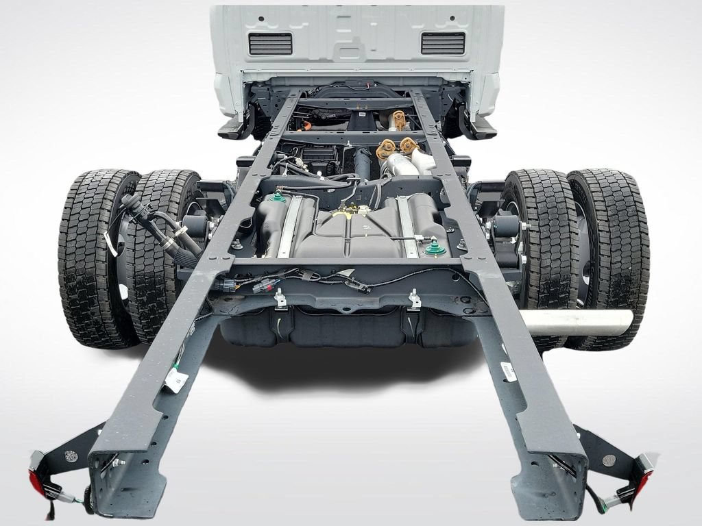 New 2026 Ford F550 4x4 Regular Cab Super Duty image 9