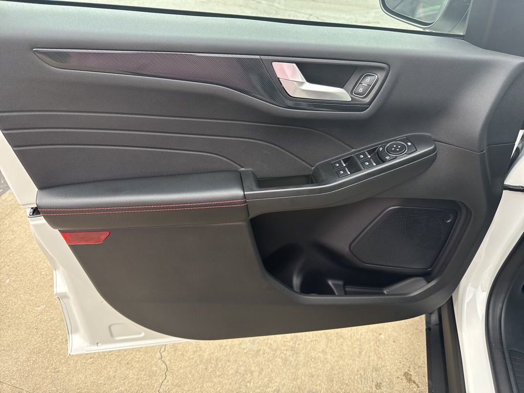 Certified 2024 Ford Escape ST-Line w/ Tech Pack #1 image 20