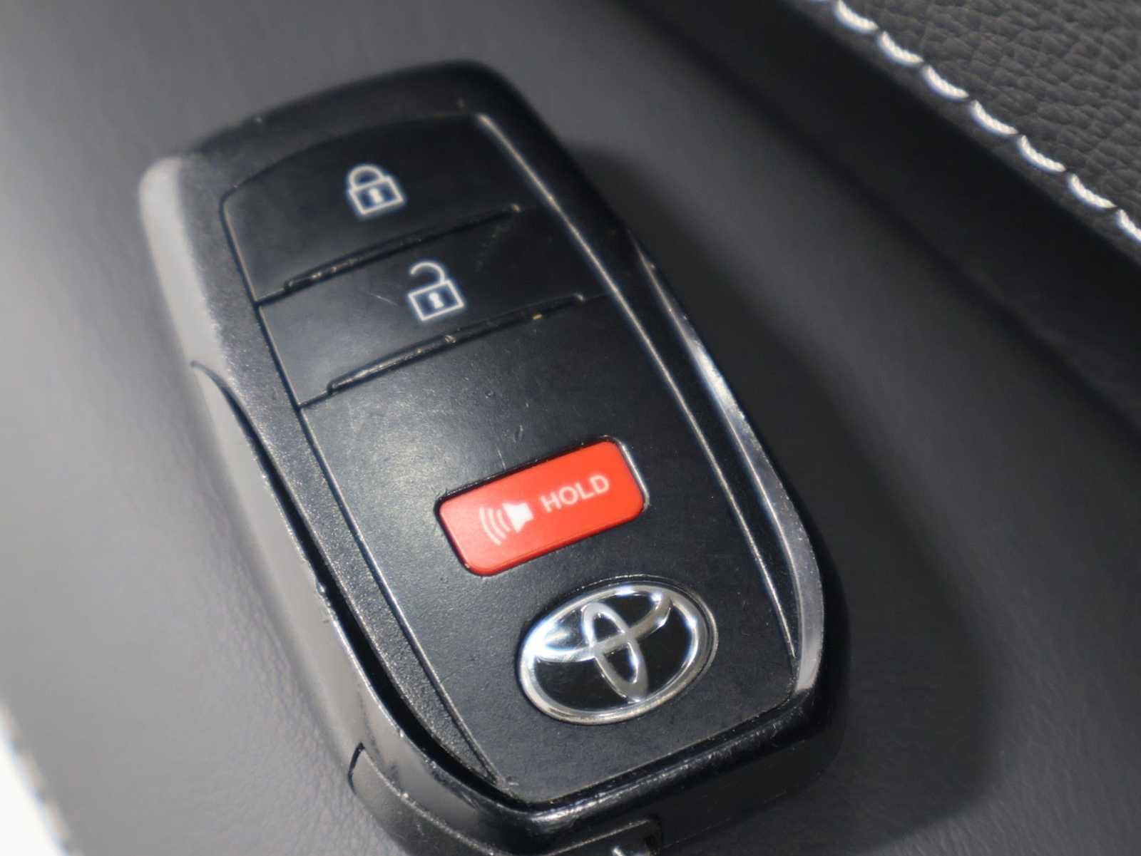 Used 2023 Toyota Corolla SE FWD image 38