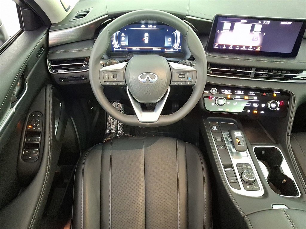Certified 2025 INFINITI QX60 Luxe image 16