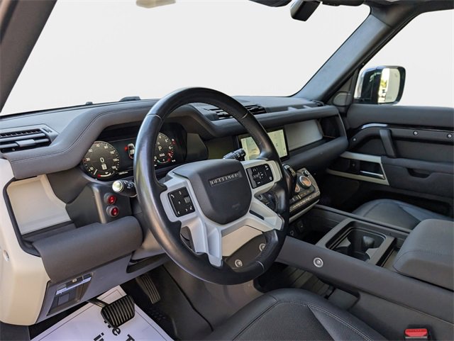 Used 2023 Land Rover Defender 110 S image 22