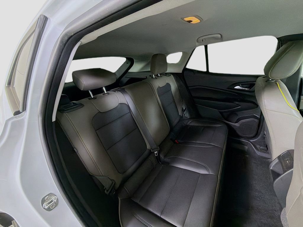 Used 2025 Chevrolet Trax ACTIV w/ Driver Confidence Package image 27