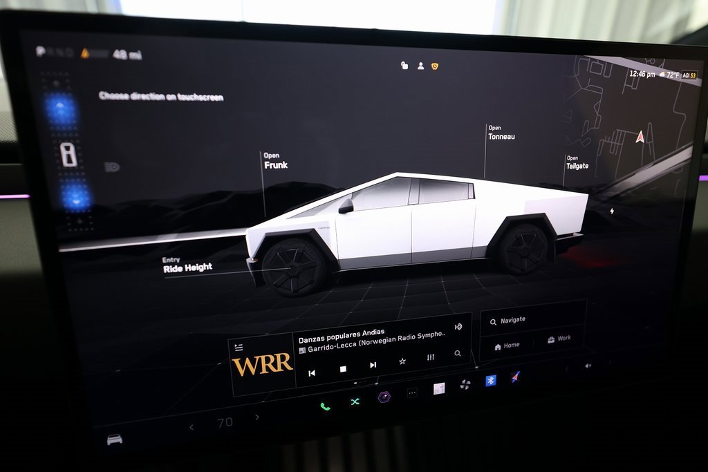 Used 2024 Tesla Cybertruck AWD Crew Cab image 24