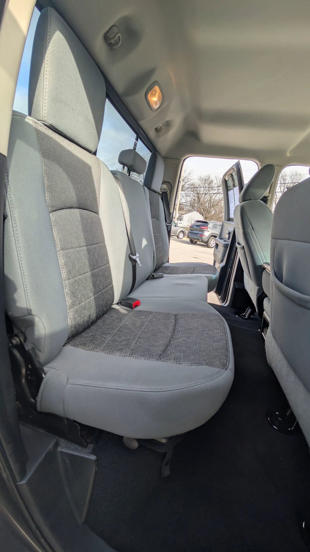 Used 2014 RAM 1500 Outdoorsman image 16