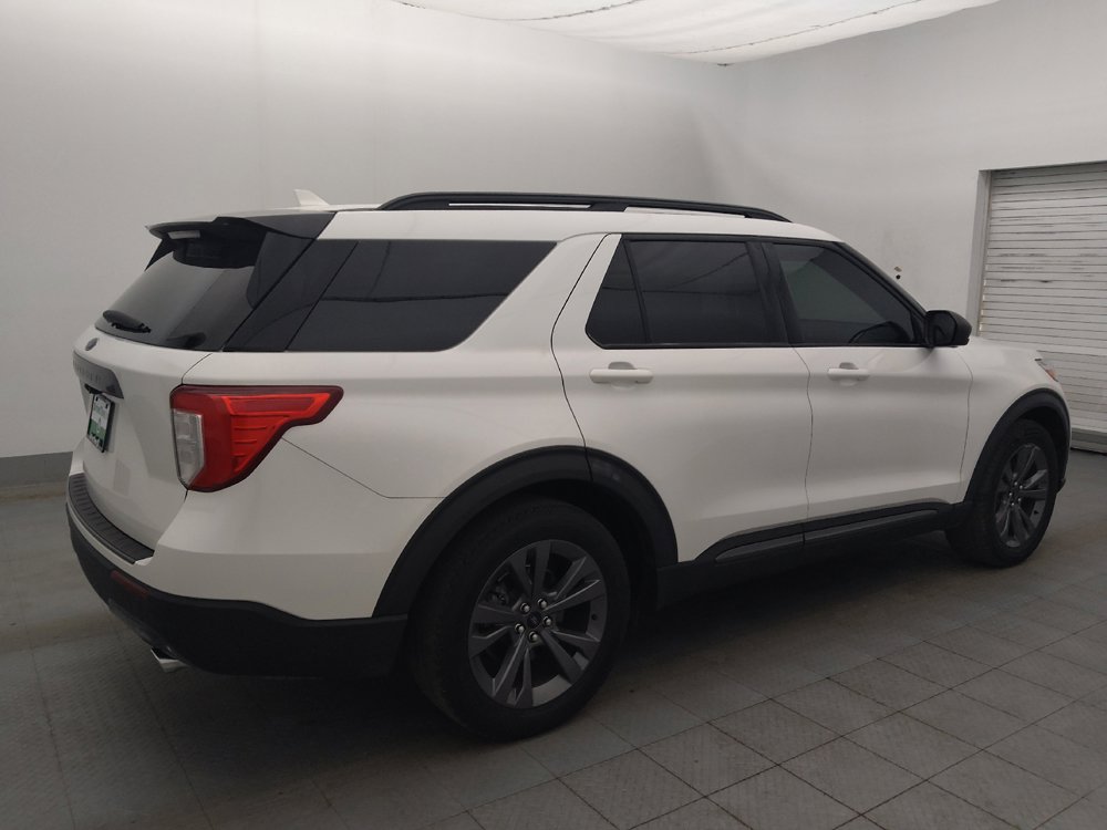 Used 2021 Ford Explorer XLT w/ Equipment Group 202A RWD image 10
