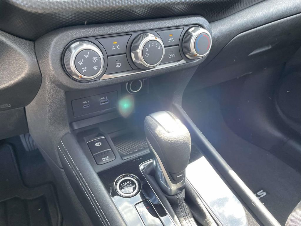 Used 2023 Nissan Kicks SV FWD image 25