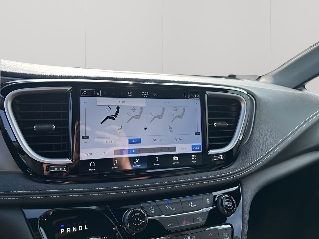 New 2026 Chrysler Pacifica Select FWD image 33