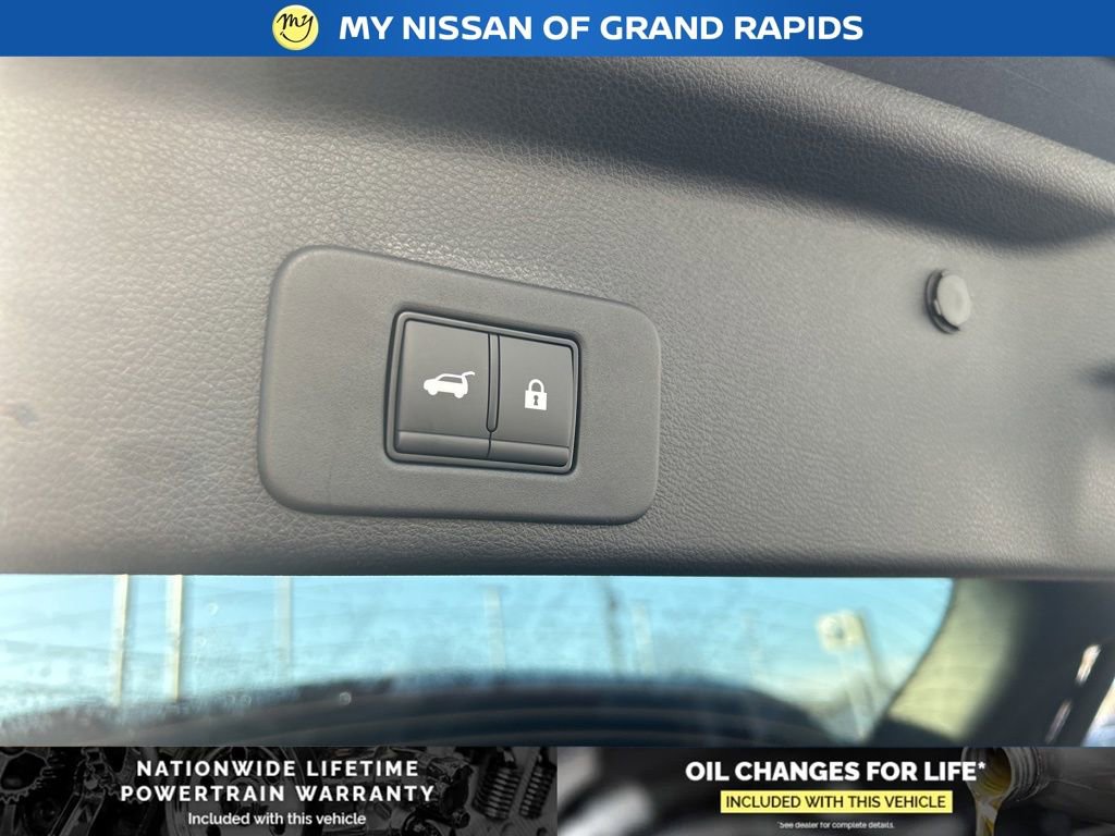New 2026 Nissan Murano SV AWD/4WD image 24