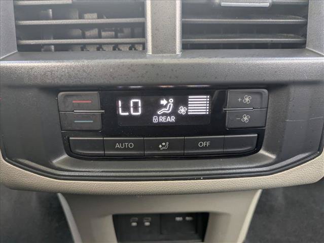 Used 2021 Volkswagen Atlas SEL R-Line AWD/4WD image 17