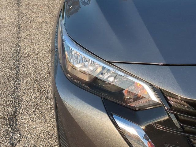 Used 2025 Nissan Sentra SV w/ Trunk Package FWD image 9