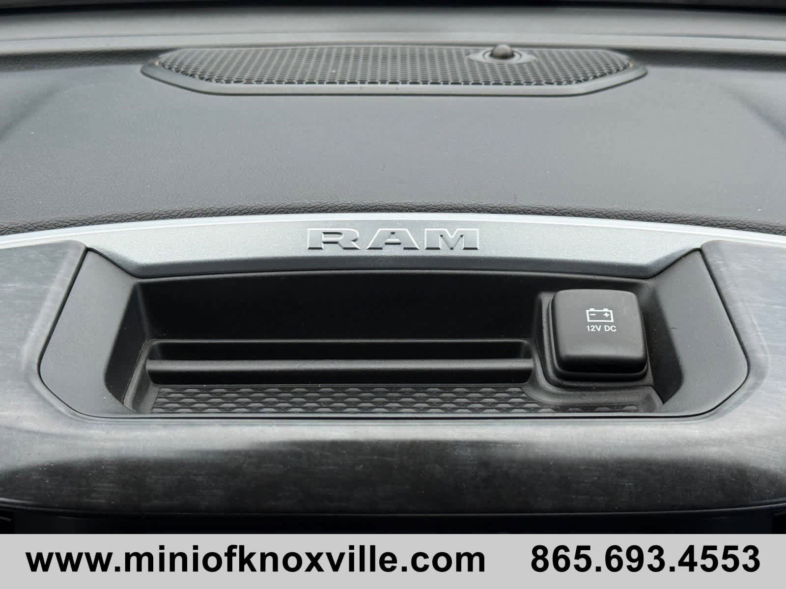 Used 2024 RAM 3500 Big Horn AWD/4WD image 32