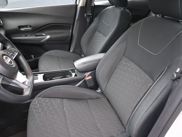 Used 2023 Nissan Kicks SV image 19