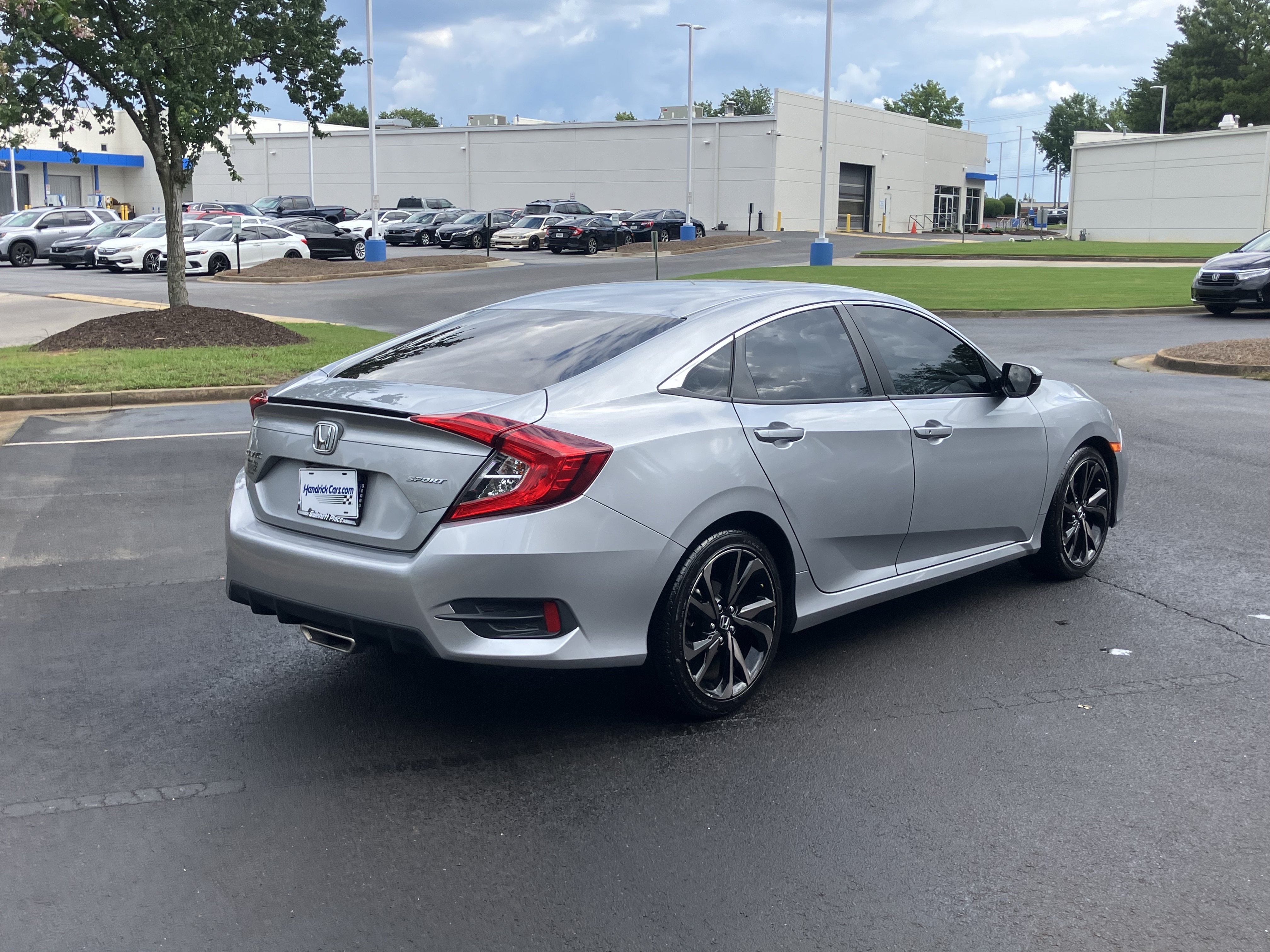 Used 2020 Honda Civic Sport image 10