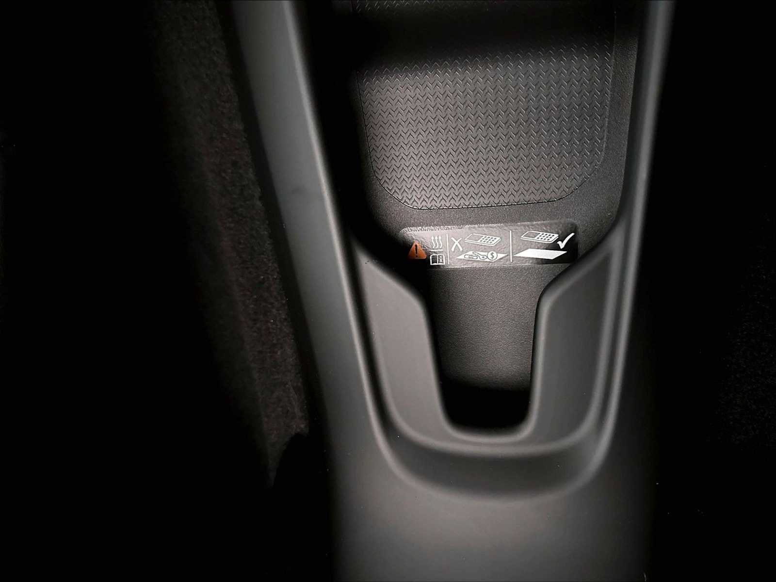 Used 2022 Chevrolet Corvette Stingray Premium Cpe RWD image 36