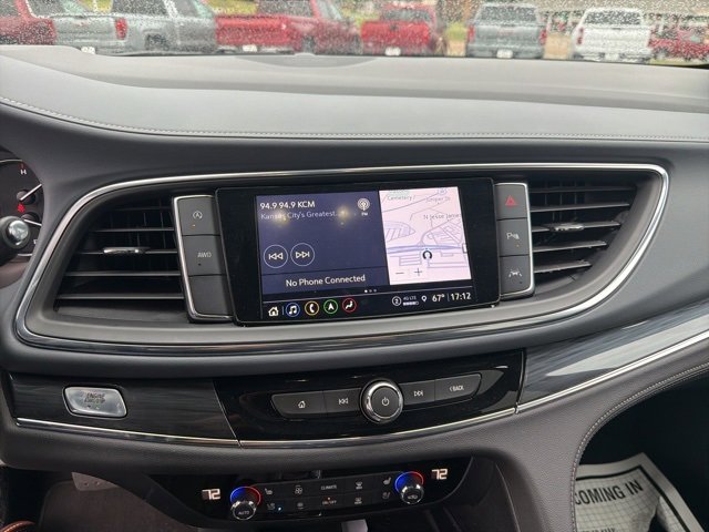 Used 2024 Buick Enclave Premium image 35