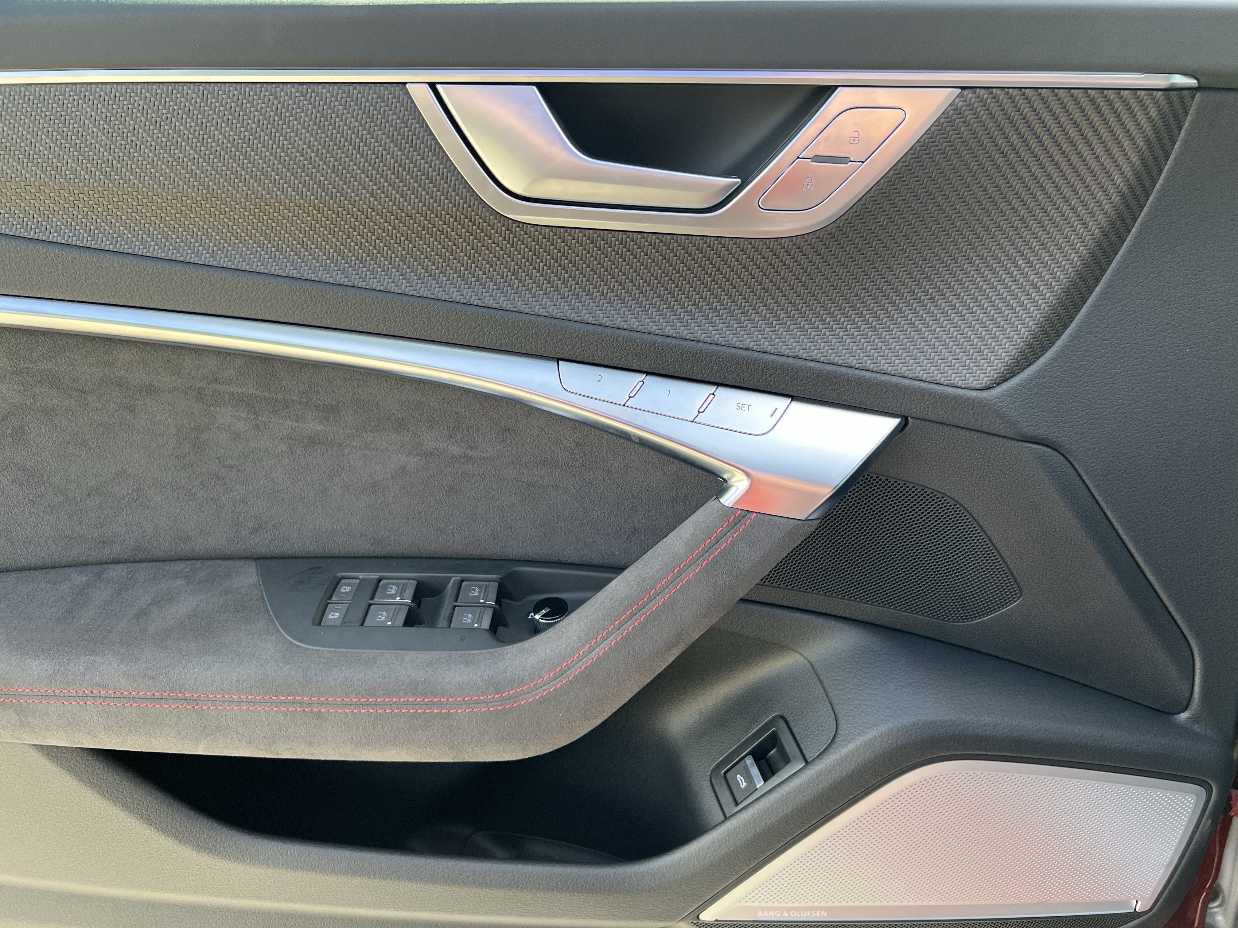 Certified 2025 Audi RS 6 performance AWD/4WD image 14