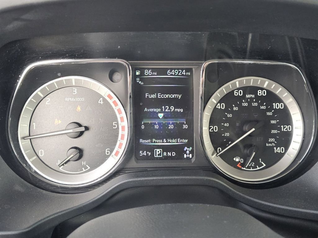 Used 2017 Nissan Titan Platinum Reserve image 23