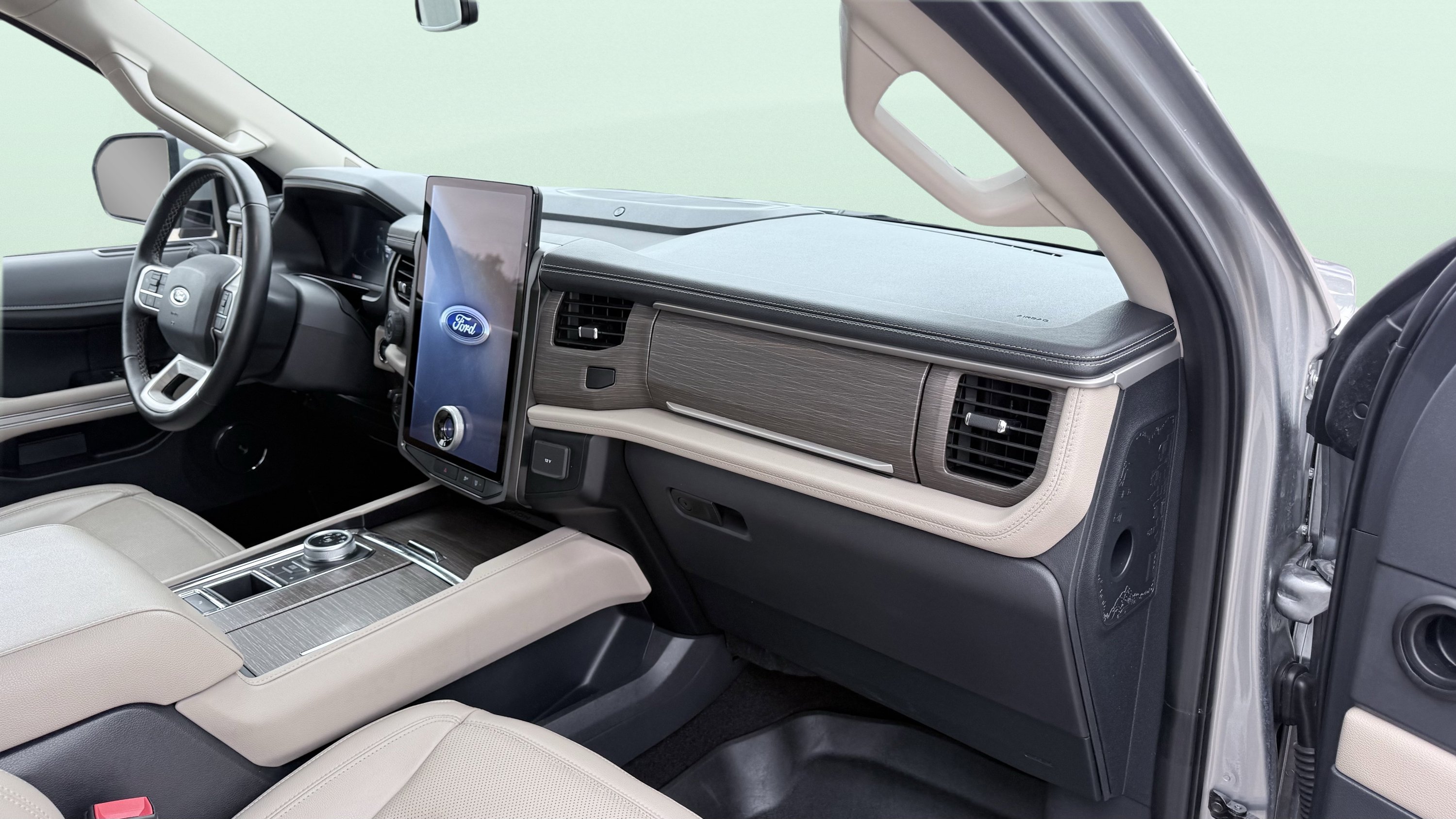 Used 2023 Ford Expedition Limited RWD image 51