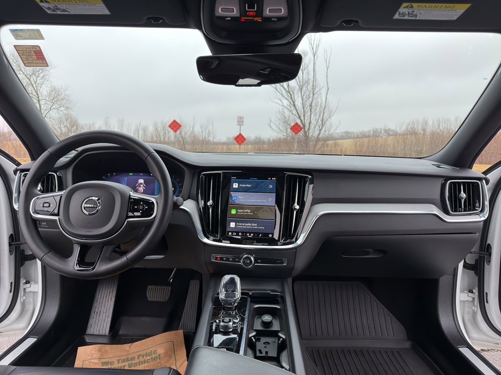 Used 2024 Volvo S60 B5 Plus w/ Climate Package image 21