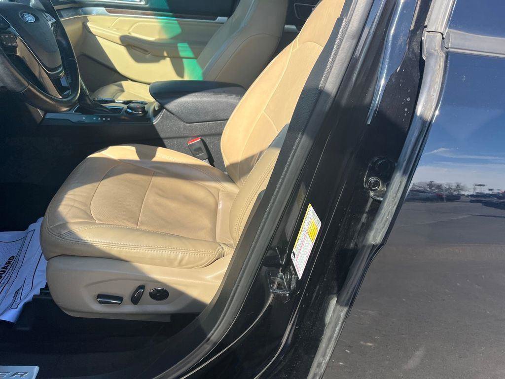 Used 2016 Ford Explorer Limited w/ Equipment Group 303A image 21