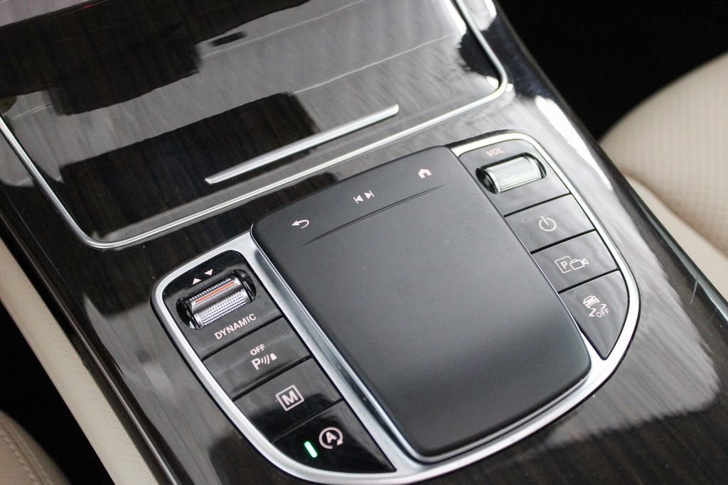 Used 2022 Mercedes-Benz GLC 300 image 36