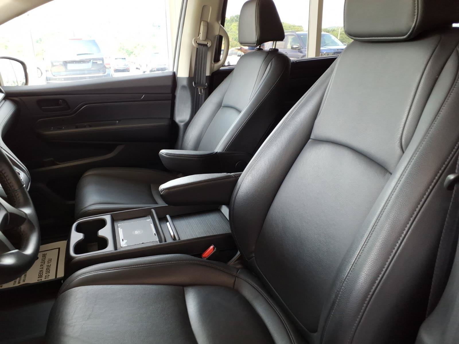 Certified 2025 Honda Odyssey EX-L image 10