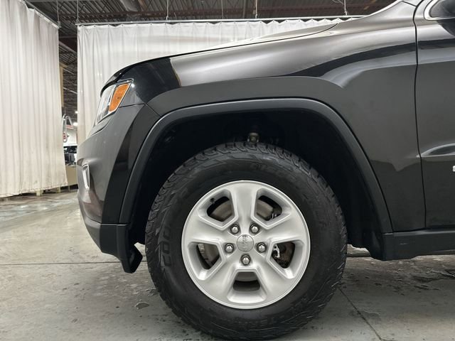 Used 2016 Jeep Grand Cherokee Laredo w/ Quick Order Package 23E image 22