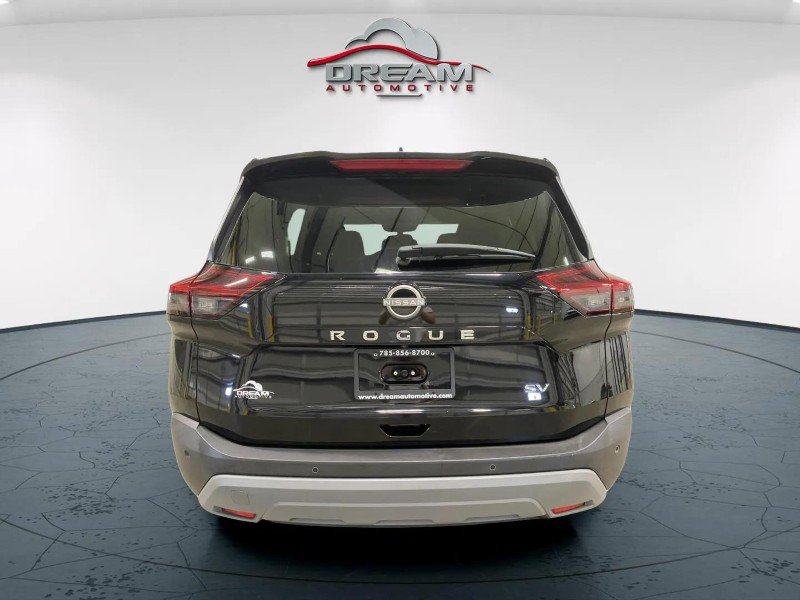 Used 2022 Nissan Rogue SV FWD image 17