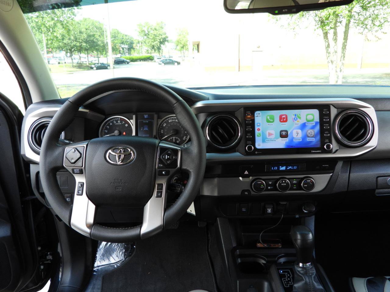 Used 2022 Toyota Tacoma SR5 RWD image 56