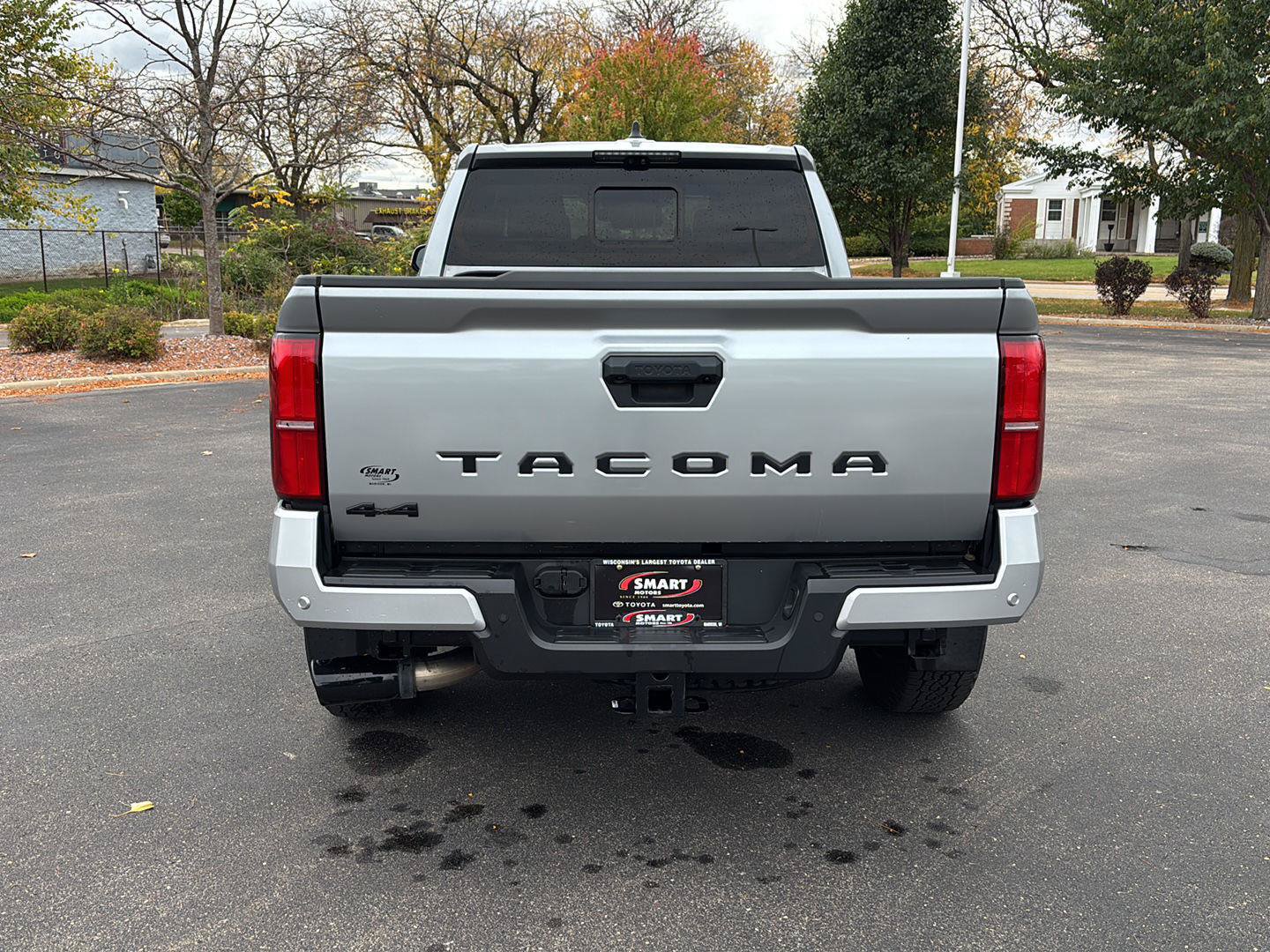 Used 2024 Toyota Tacoma TRD Off-Road w/ TRD Off Road Premium Package AWD/4WD image 11