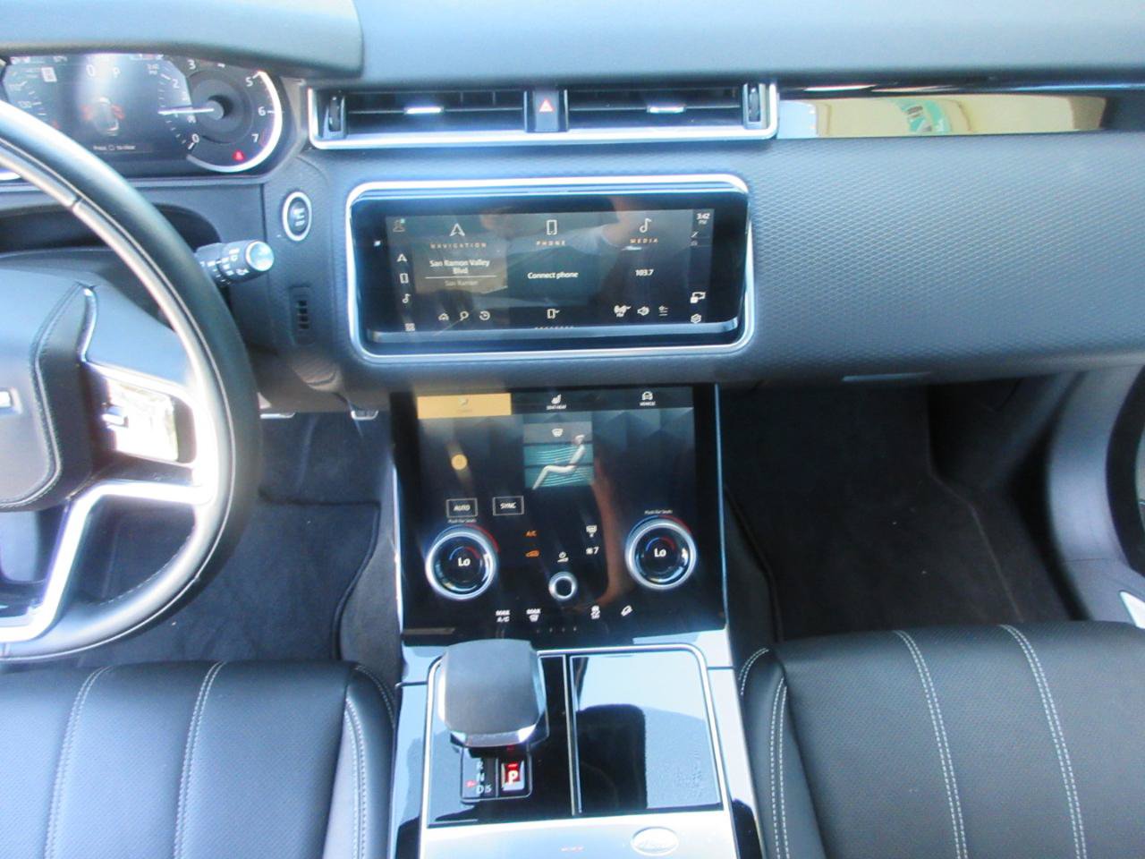 Used 2023 Land Rover Range Rover Velar R-Dynamic S AWD/4WD image 49