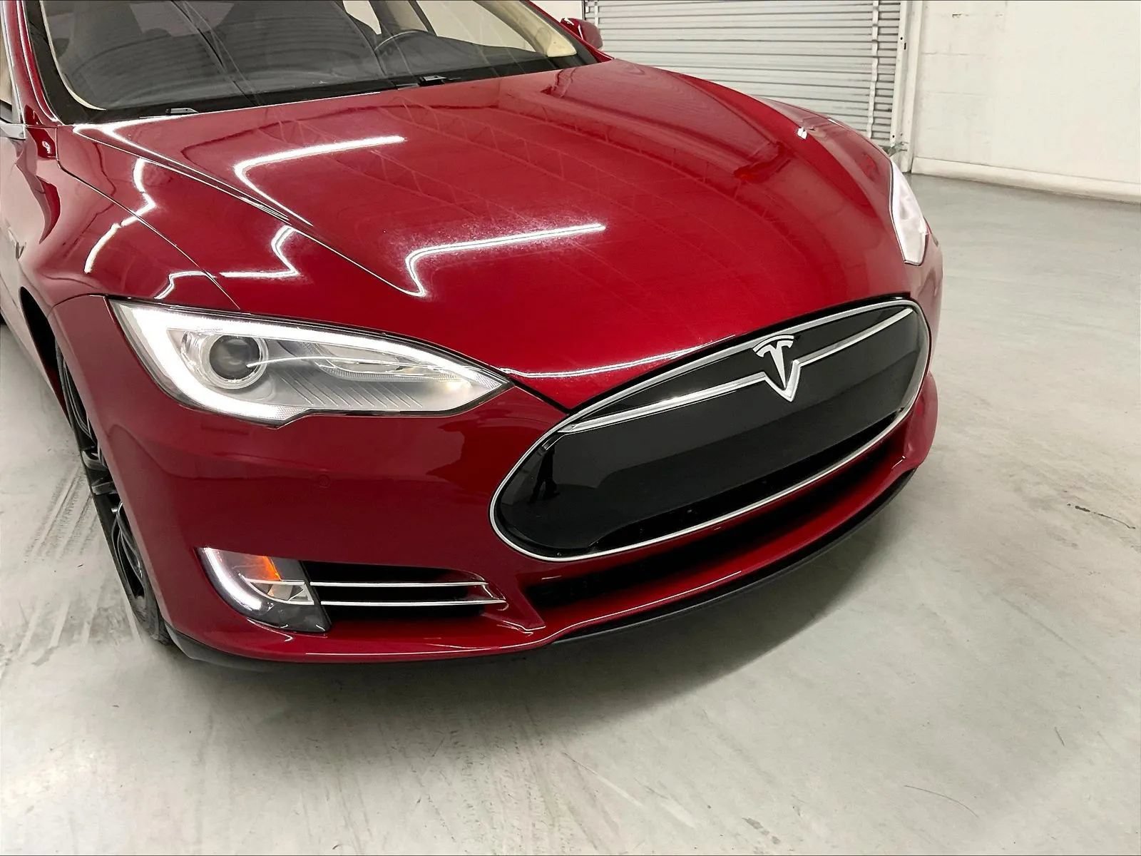 Used 2014 Tesla Model S 85 RWD image 37
