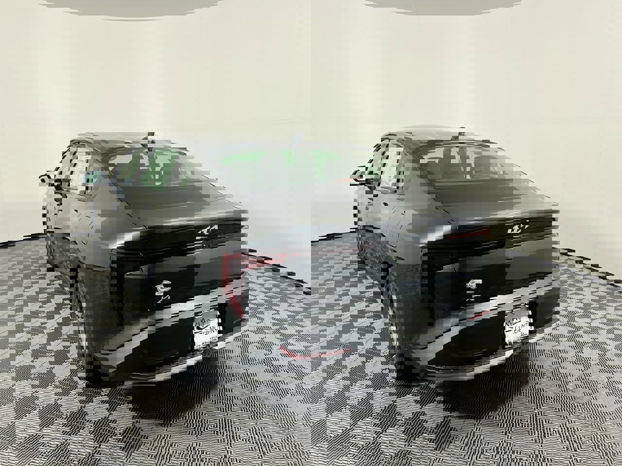 New 2025 Kia K4 LXS image 6