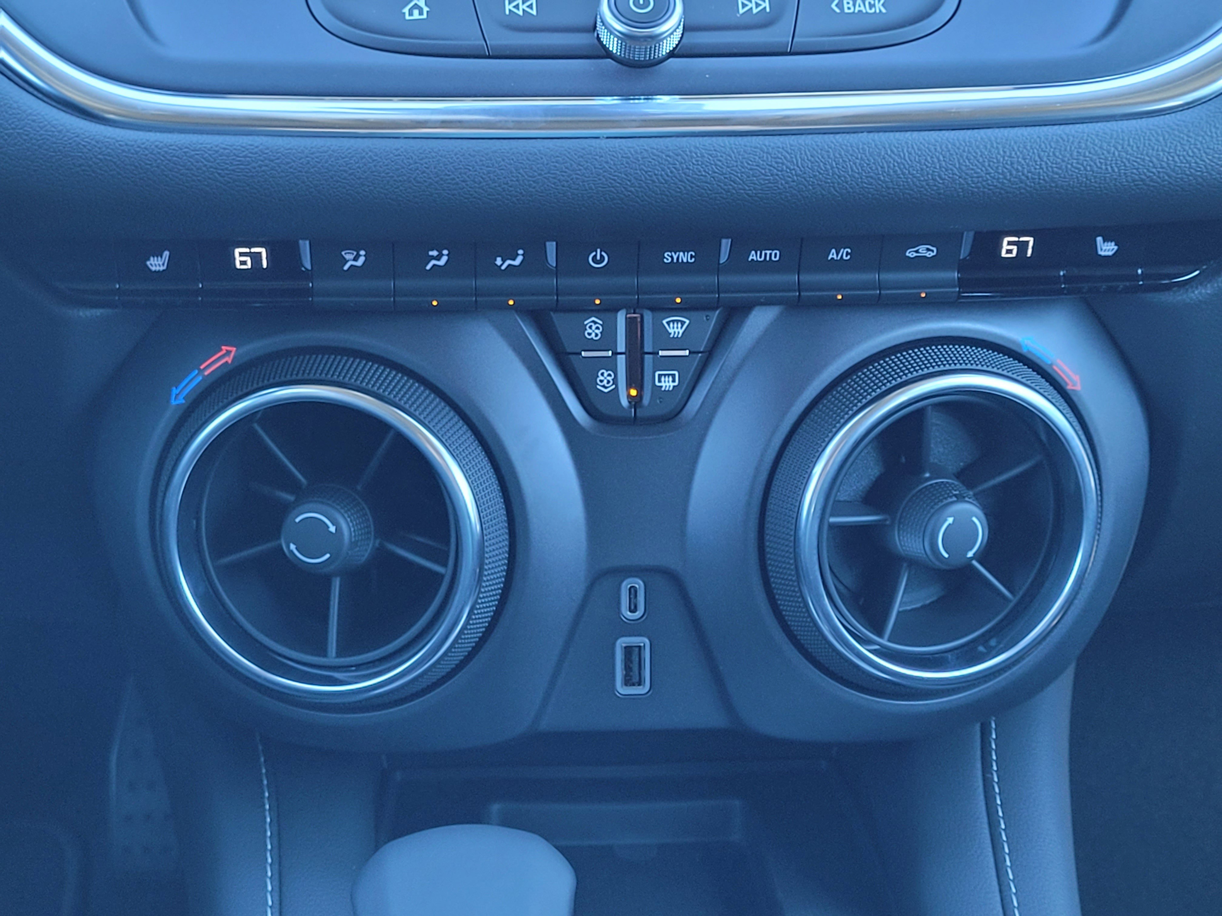 New 2025 Chevrolet Blazer LT w/ Sound & Technology Package image 16