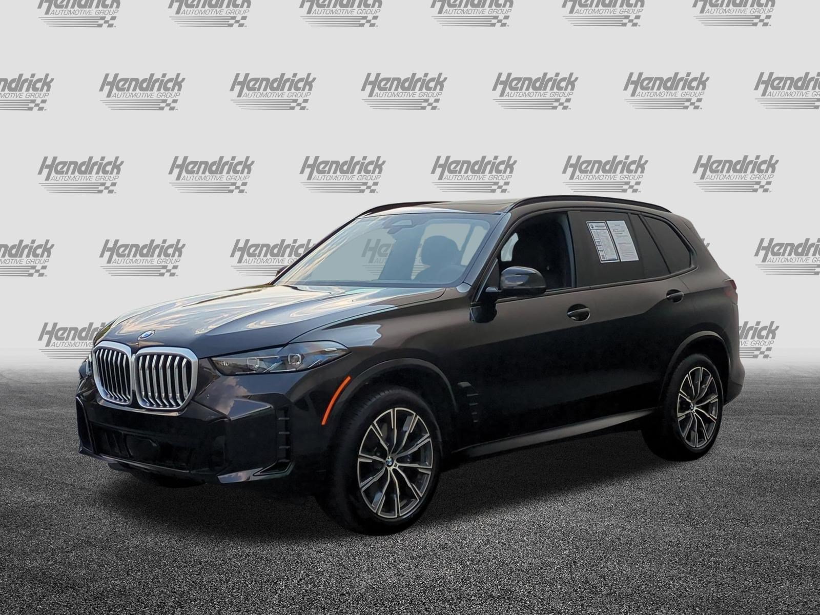 Used 2026 BMW X5 sDrive40i w/ M Sport Package RWD image 6