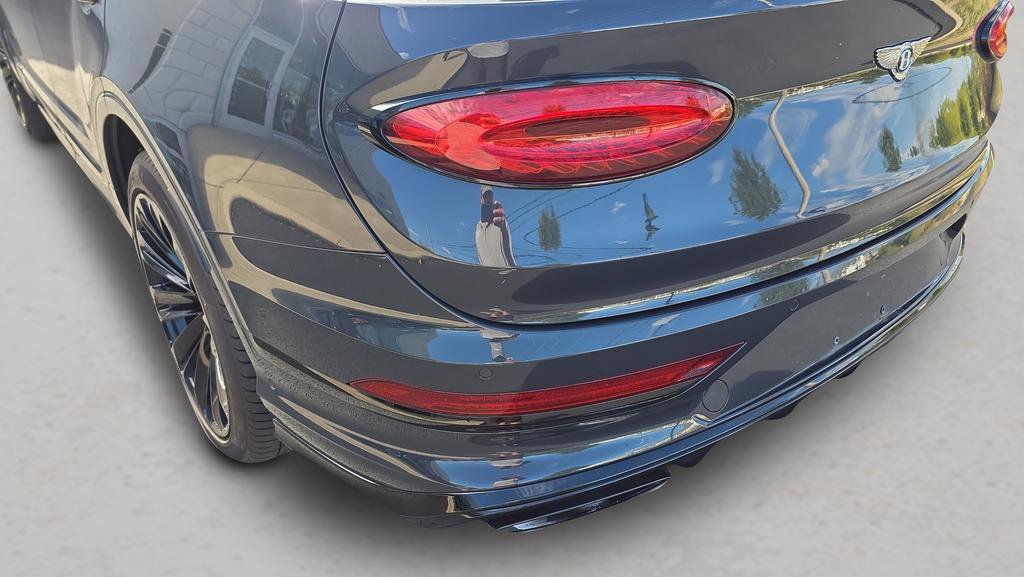 Used 2021 Bentley Bentayga Speed image 15