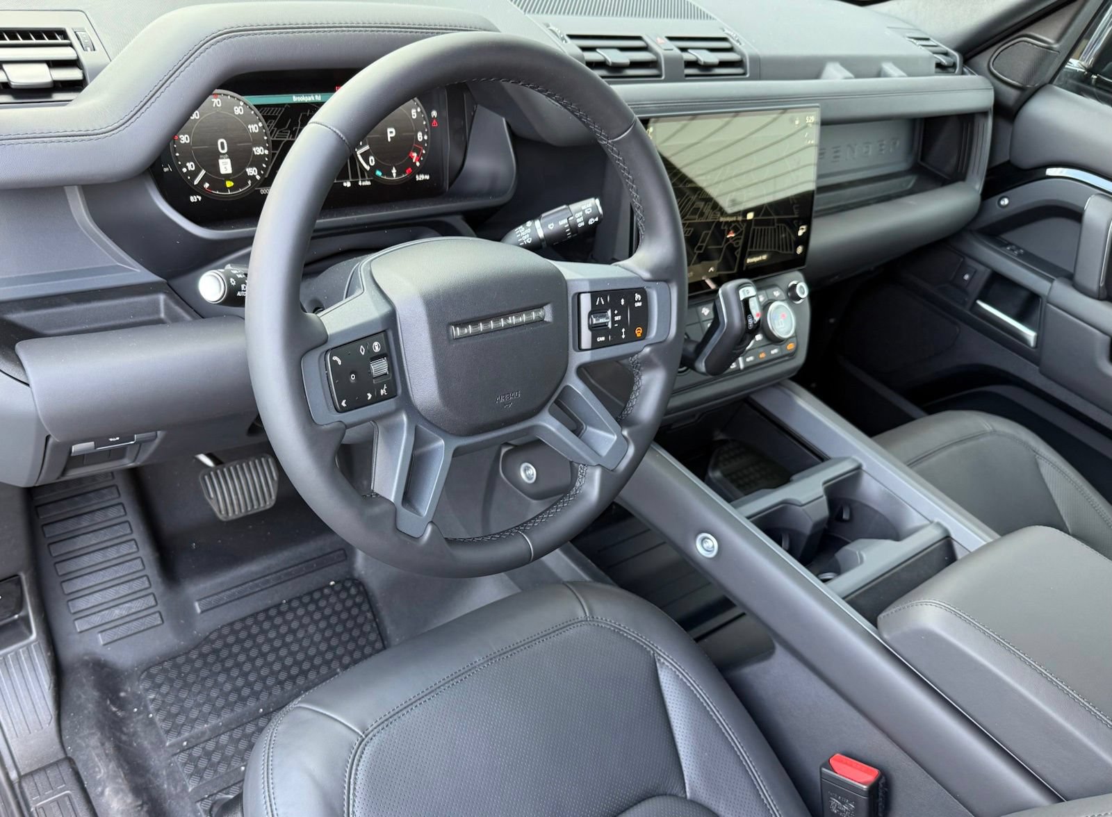 New 2026 Land Rover Defender 110 X-Dynamic SE AWD/4WD image 13